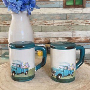 Blue Truck W/ Flowers S&P Set